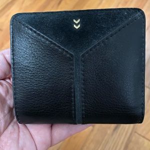 Stella and Dot Covet Wallet